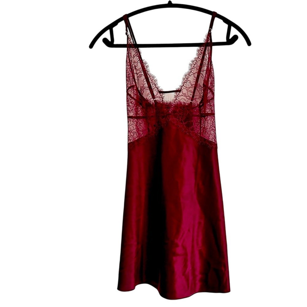 VICTORIA’S SECRET Burgundy Slip Dress Lingerie Night Gown NWT Size Large